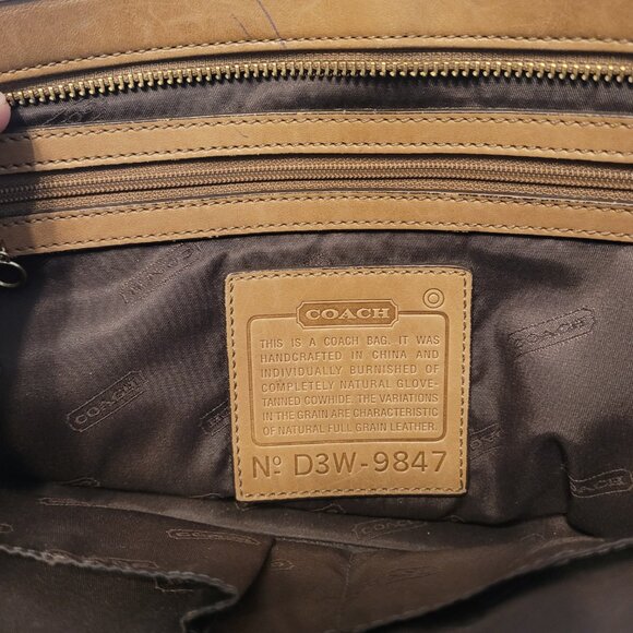 RARE COACH - Vintage Glove-Tanned Cowhide Smooth Leather Legacy Market Tote - Picture 9 of 11